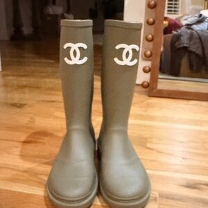 Khaki Green Rubber Rain Boots